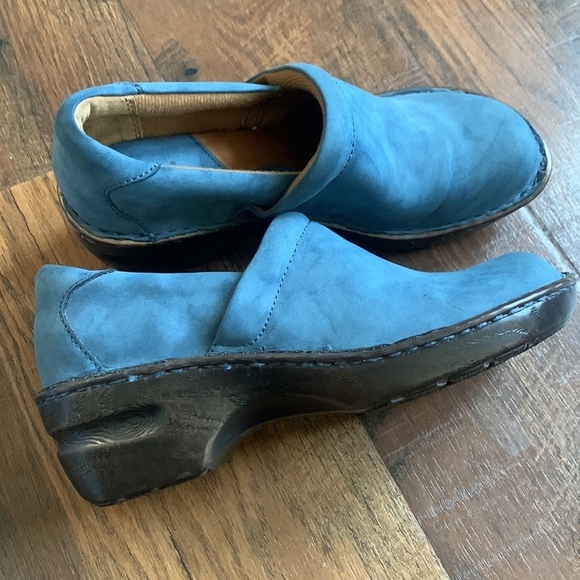 B.O.C. Women’s Clogs mule fashion shoes Navy Blue size 9M - Picture 3 of 12